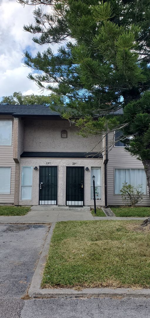 property at 4011 Billingsgate Rd