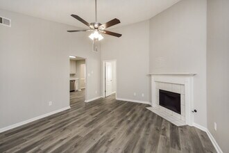 442 Clear Blue Way in Mcdonough, GA - Building Photo - Building Photo