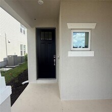 8569 Snowfall St in Sarasota, FL - Building Photo - Building Photo