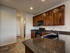 16103 W Shangri La Rd in Surprise, AZ - Building Photo - Building Photo