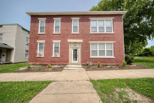 1114 Ferry Street Apartments