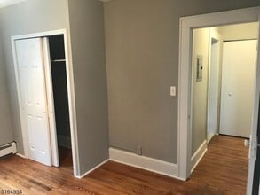 203 Davis Ave in Kearny, NJ - Building Photo - Building Photo