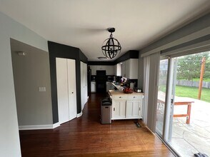 3854 Cheryl Ct in Aurora, IL - Building Photo - Building Photo