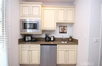 1330 Clementine Way-Unit -A in Fullerton, CA - Building Photo - Building Photo