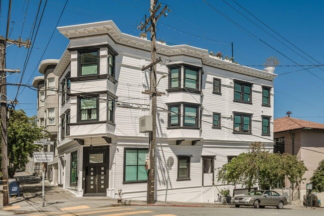 property at 900 Filbert St