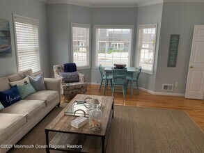 979 Ocean Ave in Mantoloking, NJ - Building Photo - Building Photo