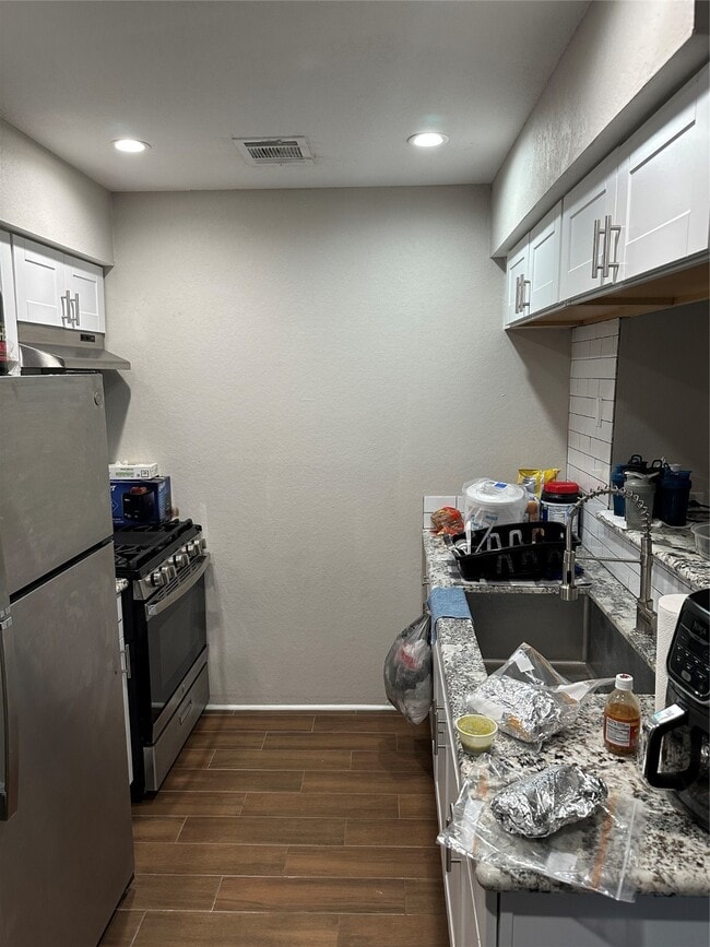 2922 Randolph Rd in Pasadena, TX - Building Photo - Building Photo