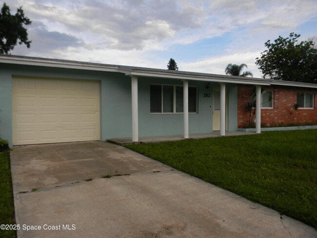 property at 282 Hollywood Blvd