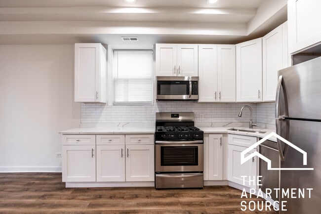 2112 N Campbell Ave, Unit GDN