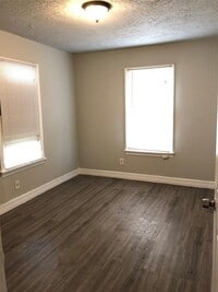 2226 Hutton St photo'