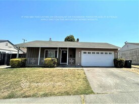 868 Ashwood Ave in Vallejo, CA - Building Photo