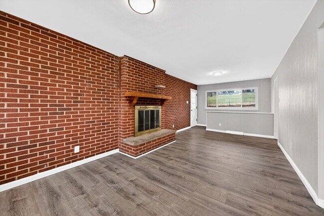 9475 Yorktown Dr in St. Louis, MO - Building Photo - Building Photo