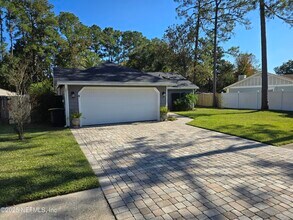 7769 Andes Dr in Jacksonville, FL - Building Photo - Building Photo