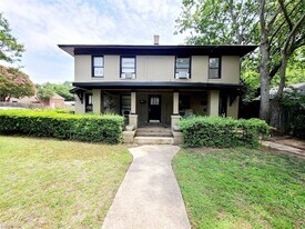 5736 Worth St in Dallas, TX - Building Photo