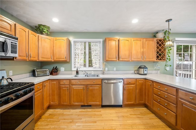 75 Hagan St in Providence, RI - Building Photo - Building Photo