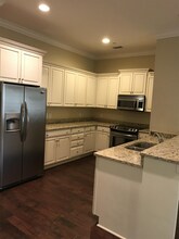 425 E Mc Donough St in Savannah, GA - Building Photo - Building Photo