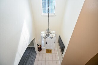 12122 Lucky Meadow Dr in Tomball, TX - Building Photo - Building Photo