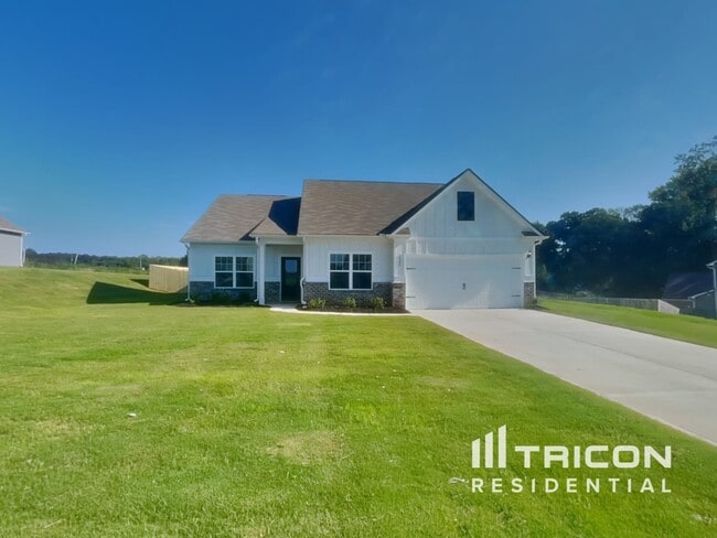 232 Oliver Dr in Locust Grove, GA - Building Photo - Building Photo
