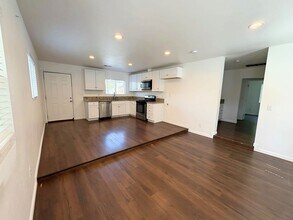 711 E J St in Ontario, CA - Building Photo - Building Photo