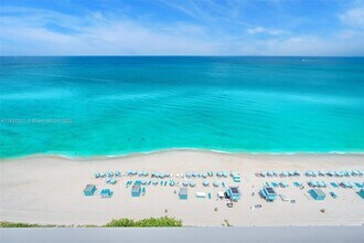 6801 Collins Ave, Unit LPH17 in Miami Beach, FL - Building Photo - Building Photo
