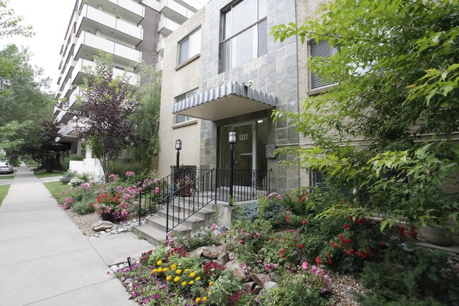 1327 Steele St in Denver, CO - Building Photo - Building Photo