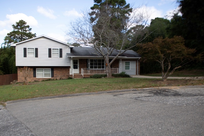 property at 5704 Selkirk Pl