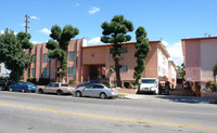 Park Plaza in North Hollywood, CA - Building Photo - Building Photo