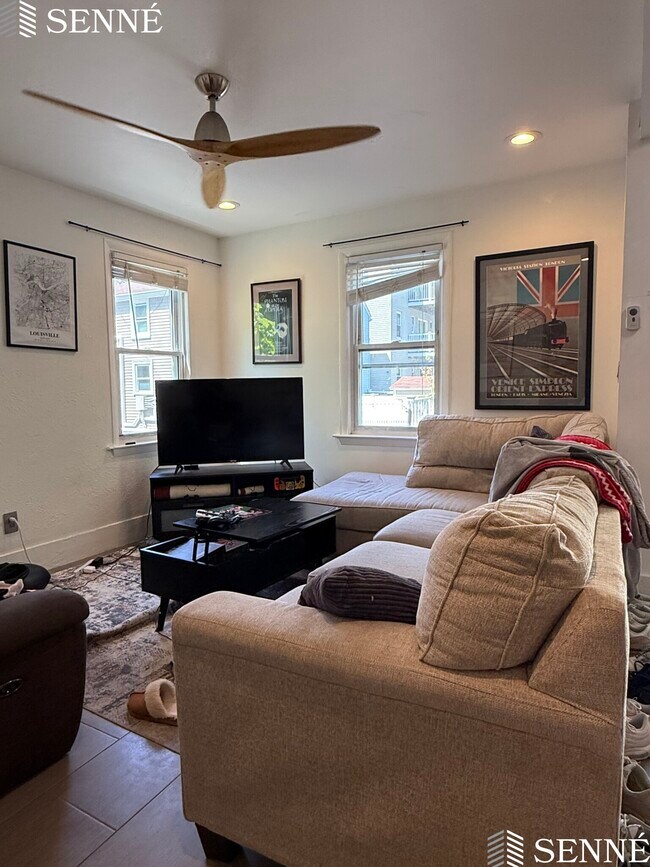 7 Marvin Pl, Unit 1