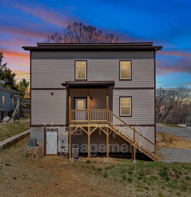 property at 514 Deaverview Rd