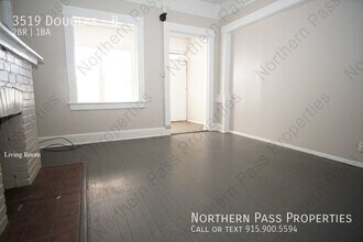 3519 Douglas Ave-Unit -B in El Paso, TX - Building Photo - Building Photo