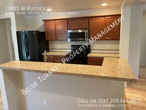 10085 W Rustica St in Boise, ID - Building Photo - Building Photo