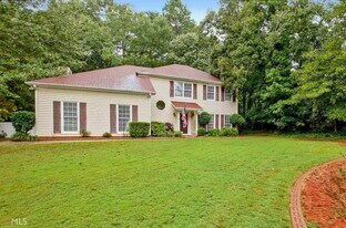 102 Oak Newel in Peachtree City, GA - Building Photo