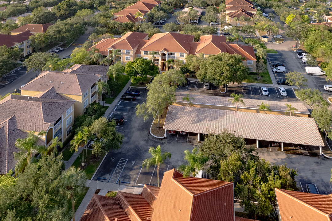 5510 NW 61st St in Coconut Creek, FL - Building Photo