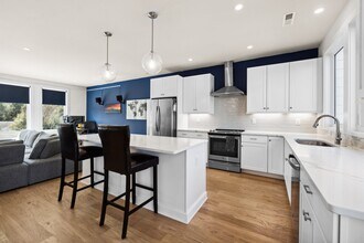 1553 Pinecrest Ave in Charlotte, NC - Building Photo - Building Photo