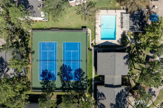 Trophy Club Condominiums in Houston, TX - Building Photo - Building Photo