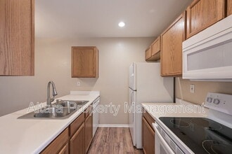 407 S Memphis Way in Aurora, CO - Building Photo - Building Photo