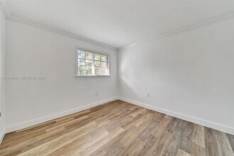 3245 Virginia St in Miami, FL - Building Photo - Building Photo