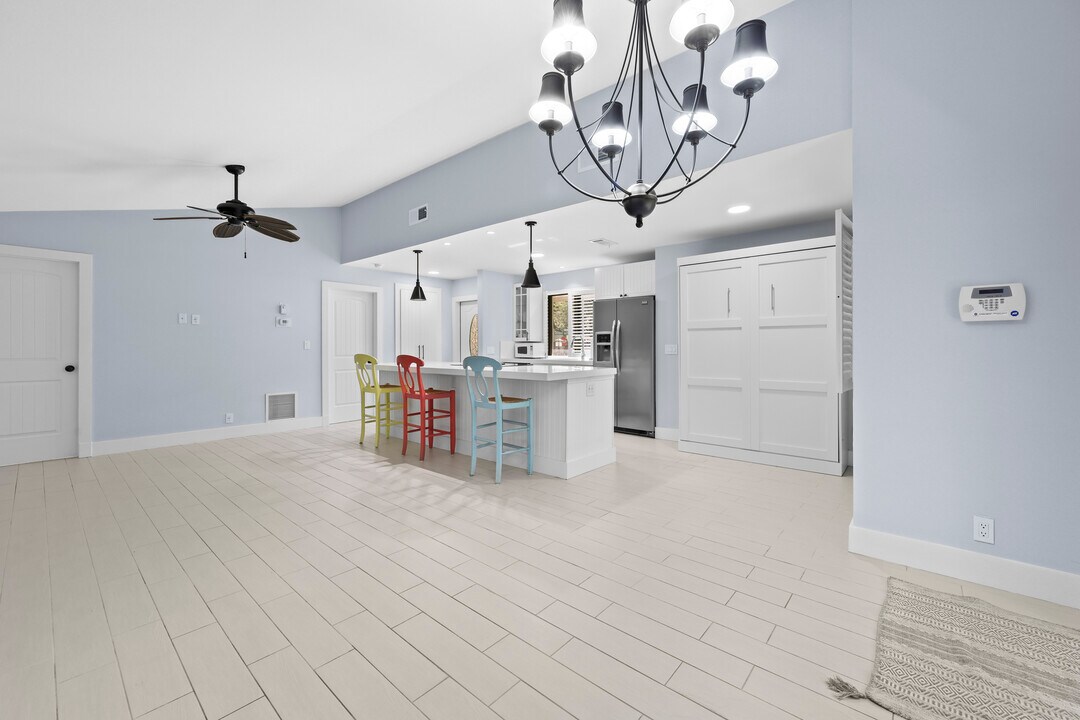 3937 Arelia Dr N in Delray Beach, FL - Building Photo