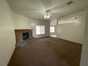 2712 SE 96th St in Oklahoma City, OK - Building Photo - Building Photo