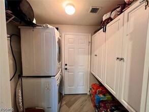 8526 Manderston Ct in Ft. Myers, FL - Building Photo - Building Photo