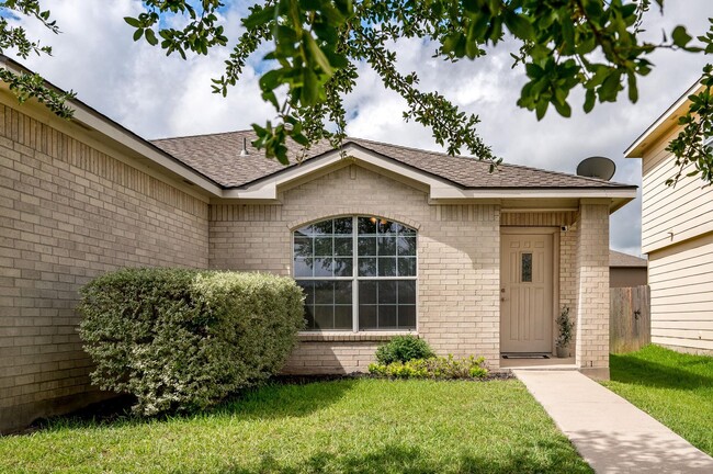 13009 Noche Clara Dr in Austin, TX - Building Photo - Building Photo