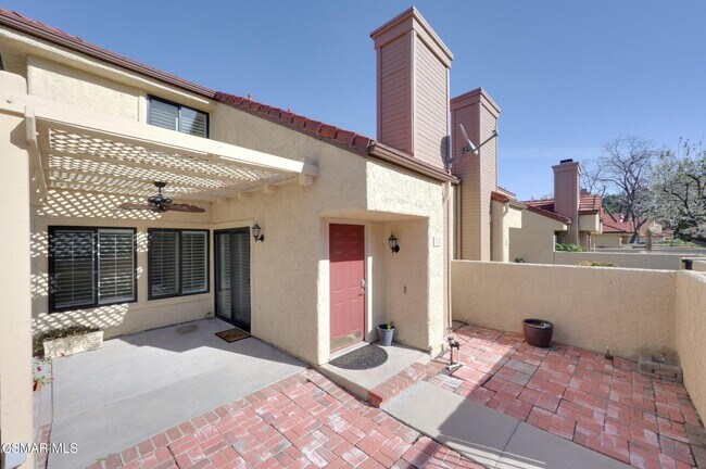 5368 Rainwood St in Simi Valley, CA - Building Photo - Building Photo