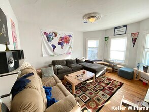 61 Hillside St, Unit 3 in Boston, MA - Building Photo - Building Photo