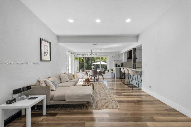 property at 1704 SW 9th St