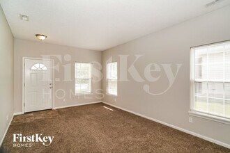 8142 Corktree Dr in Indianapolis, IN - Building Photo - Building Photo