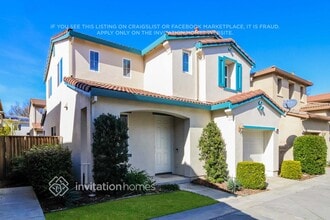 3992 Tule St in West Sacramento, CA - Building Photo - Building Photo