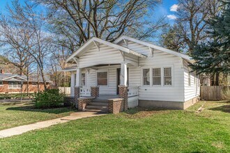 830 E Delmar St in Springfield, MO - Building Photo - Building Photo