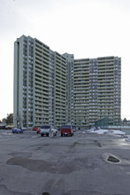 The Westwood in Mississauga, ON - Building Photo - Building Photo