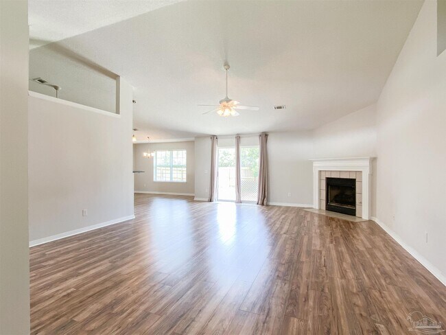5408 Keel Dr in Pensacola, FL - Building Photo - Building Photo