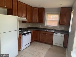 6815 Red Top Rd in Takoma Park, MD - Building Photo - Building Photo